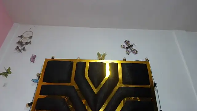 Helennahot online show from 19, 9, 2025