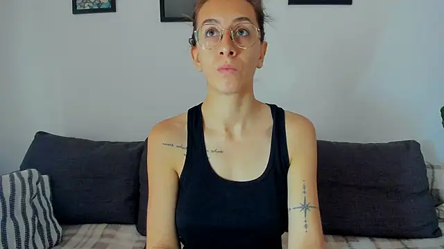 DesireMore90 online show from 25, 11, 2025