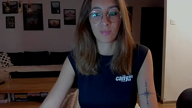 DesireMore90 online show from 22, 6, 2026