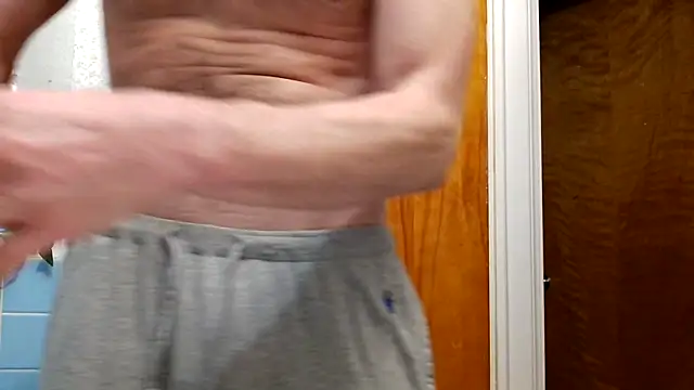 Snapshot of NovaChina chatting on 23, 12, 2025 NovaChina online show from 23, 12, 2025