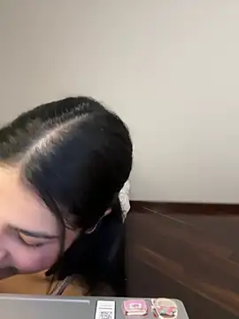 CuteKira7 online show from 3, 7, 2026