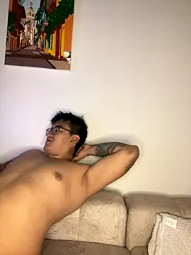 Snapshot of AgathaGeorgiou chatting on 30, 10, 2025 AgathaGeorgiou online show from 30, 10, 2025