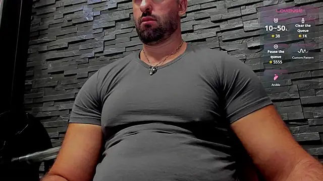 Snapshot of David_Big_Daddy chatting on 12, 9, 2025 David Big Daddy online show from 12, 9, 2025