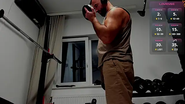 Snapshot of David_Big_Daddy chatting on 13, 10, 2025 David Big Daddy online show from 13, 10, 2025