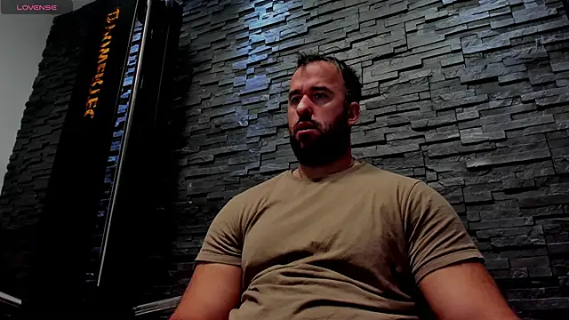 Snapshot of David_Big_Daddy chatting on 12, 11, 2025 David Big Daddy online show from 12, 11, 2025