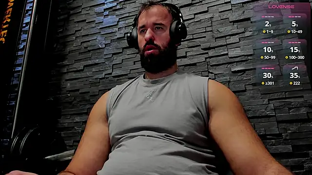 Snapshot of David_Big_Daddy chatting on 4, 12, 2025 David Big Daddy online show from 4, 12, 2025