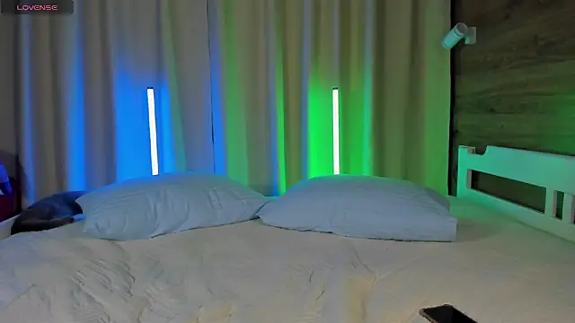 Elizabeth Hottie  online show from 18, 1, 2025