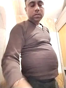 Snapshot of IndianPornStarRavee chatting on 15, 12, 2025 IndianPornStarRavee online show from 15, 12, 2025