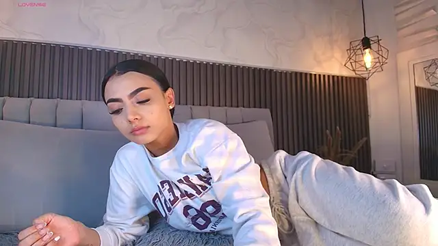 SHANONCLARK online show from 24, 2, 2026