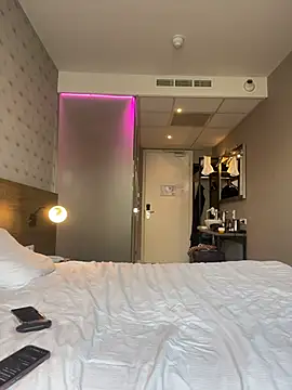 MileySin1111 online show from 27, 10, 2025