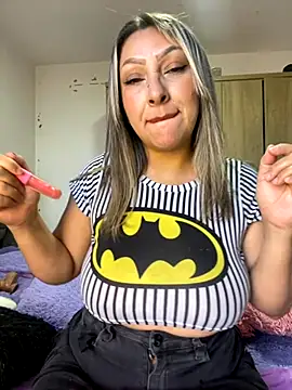 Lady  Pink online show from 9, 9, 2025