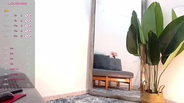 Snapshot of marthina_thompsson chatting on 20, 2, 2025 marthina thompsson online show from 20, 2, 2025