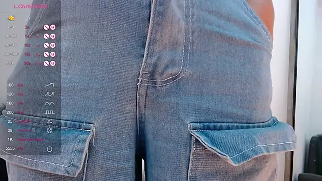 Snapshot of marthina_thompsson chatting on 11, 3, 2025 marthina thompsson online show from 11, 3, 2025