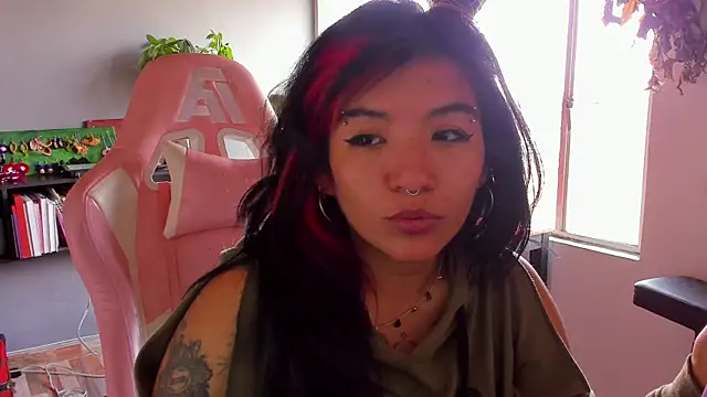 Snapshot of annie_walker6 chatting on 15, 12, 2025 annie walker6 online show from 15, 12, 2025