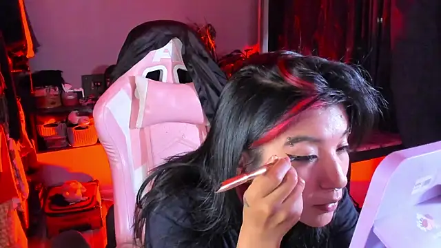 Snapshot of annie_walker6 chatting on 8, 1, 2026 annie walker6 online show from 8, 1, 2026