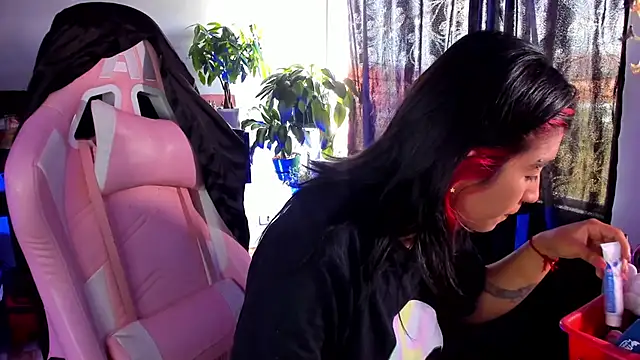 Snapshot of annie_walker6 chatting on 9, 1, 2026 annie walker6 online show from 9, 1, 2026