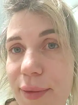 Linda Gregory online show from 5, 3, 2025