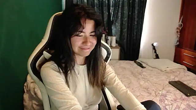 alice middlee online show from 17, 12, 2025