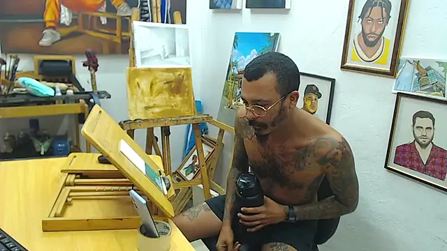 Snapshot of color_beat17 chatting on 7, 12, 2024 color beat17 online show from 7, 12, 2024