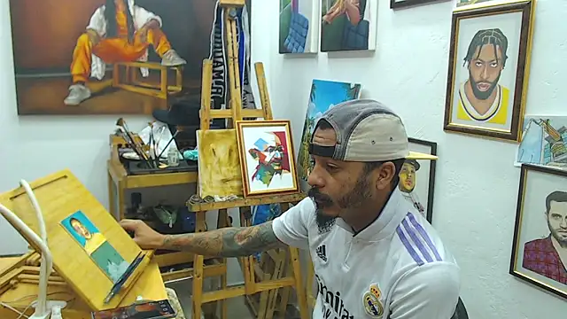 Snapshot of color_beat17 chatting on 10, 12, 2024 color beat17 online show from 10, 12, 2024