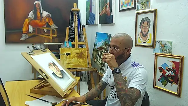 Snapshot of color_beat17 chatting on 15, 2, 2025 color beat17 online show from 15, 2, 2025