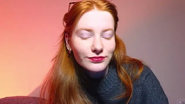 Snapshot of FiaMoor chatting on 2, 1, 2025 FiaMoor online show from 2, 1, 2025