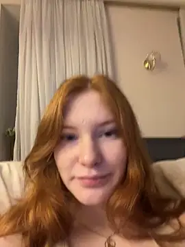 Snapshot of FiaMoor chatting on 16, 12, 2025 FiaMoor online show from 16, 12, 2025