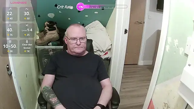 Snapshot of FriendlyDave chatting on 14, 1, 2025 FriendlyDave online show from 14, 1, 2025