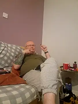 Snapshot of FriendlyDave chatting on 25, 2, 2025 FriendlyDave online show from 25, 2, 2025