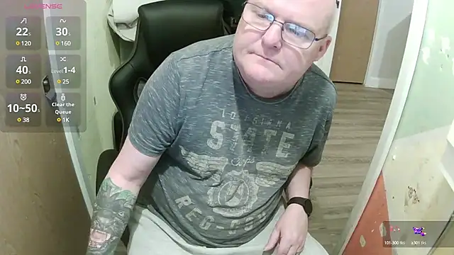 Snapshot of FriendlyDave chatting on 9, 3, 2025 FriendlyDave online show from 9, 3, 2025