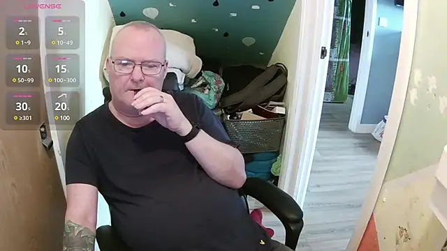 Snapshot of FriendlyDave chatting on 17, 3, 2025 FriendlyDave online show from 17, 3, 2025