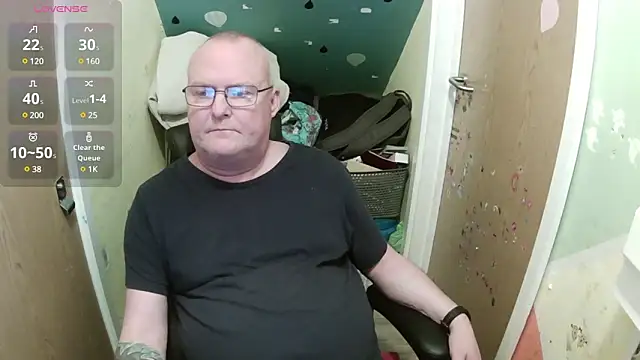 Snapshot of FriendlyDave chatting on 17, 3, 2025 FriendlyDave online show from 17, 3, 2025