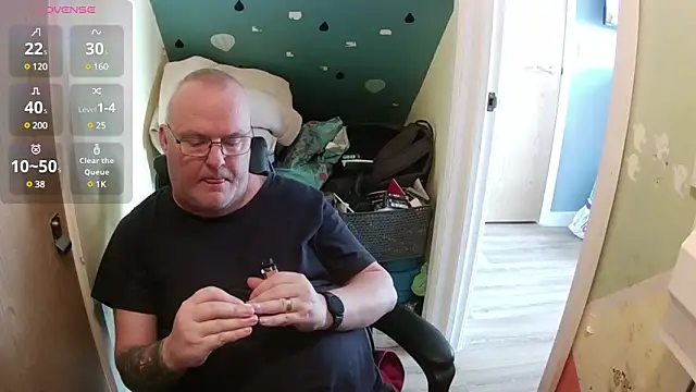 Snapshot of FriendlyDave chatting on 20, 3, 2025 FriendlyDave online show from 20, 3, 2025