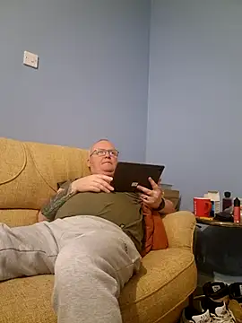 Snapshot of FriendlyDave chatting on 21, 3, 2025 FriendlyDave online show from 21, 3, 2025