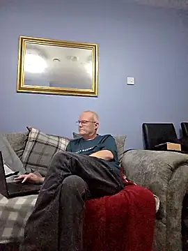 Snapshot of FriendlyDave chatting on 14, 1, 2026 FriendlyDave online show from 14, 1, 2026