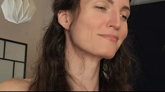 Snapshot of yulladao chatting on 18, 9, 2025 yulladao online show from 18, 9, 2025