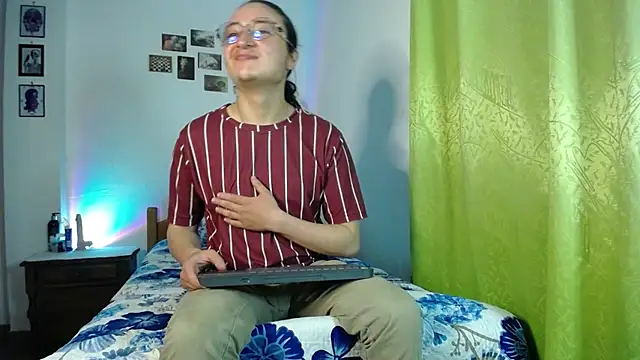 Snapshot of monkeywillwhite chatting on 9, 11, 2025 monkeywillwhite online show from 9, 11, 2025