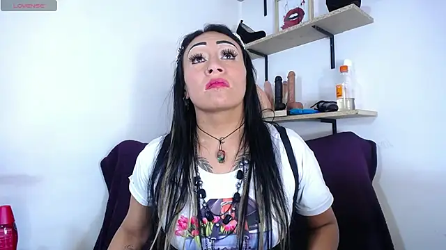Snapshot of luna_sofia69 chatting on 5, 2, 2025 luna sofia69 online show from 5, 2, 2025