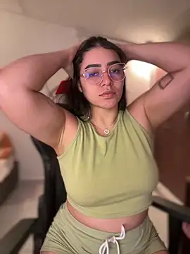 Snapshot of Lia_flowers chatting on 21, 11, 2025 Lia flowers online show from 21, 11, 2025