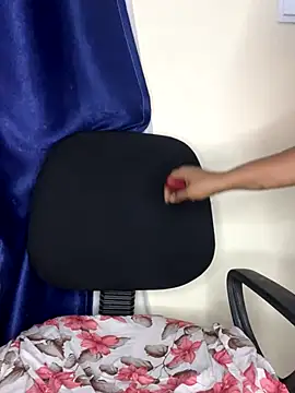 sweetestval online show from 6, 11, 2025