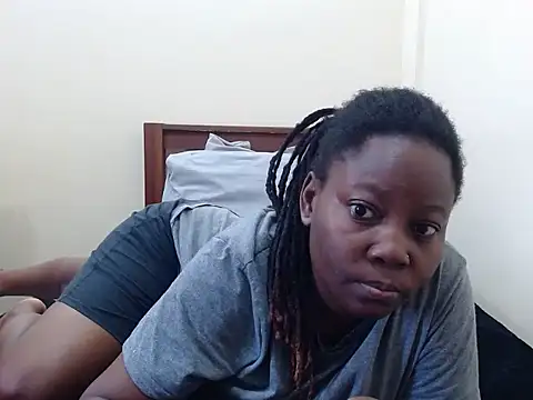Snapshot of traper_1 chatting on 25, 4, 2026 traper 1 online show from 25, 4, 2026