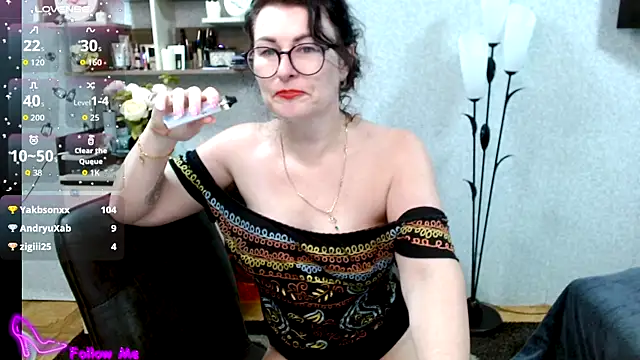 Snapshot of BeatriksS chatting on 18, 4, 2026 BeatriksS online show from 18, 4, 2026