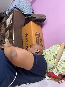 Dick 6inches online show from 21, 10, 2025