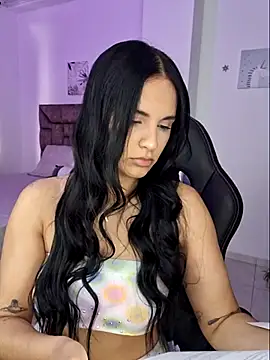 Snapshot of heyshaa chatting on 17, 9, 2025 heyshaa online show from 17, 9, 2025