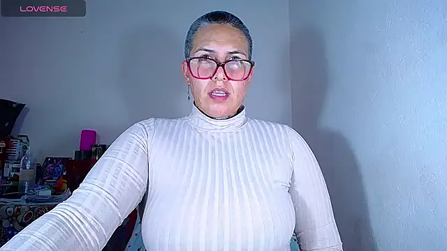 Yessi rousse online show from 19, 12, 2024