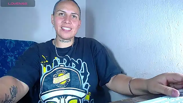 Yessi rousse online show from 3, 1, 2025