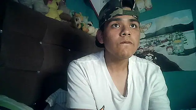 Snapshot of Valesh20 chatting on 18, 10, 2025 Valesh20 online show from 18, 10, 2025