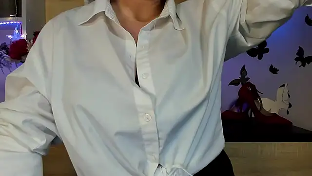 Snapshot of feliziaDesire chatting on 13, 1, 2025 feliziaDesire online show from 13, 1, 2025