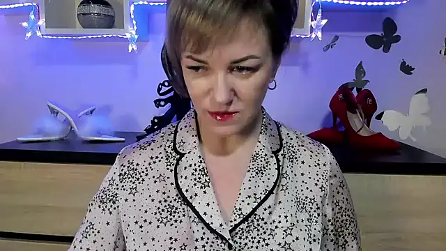 Snapshot of feliziaDesire chatting on 22, 1, 2025 feliziaDesire online show from 22, 1, 2025