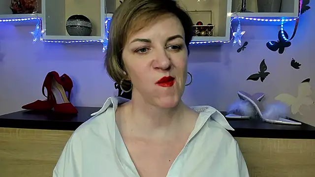 Snapshot of feliziaDesire chatting on 23, 2, 2025 feliziaDesire online show from 23, 2, 2025